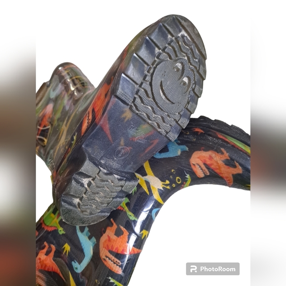 Western Chief light up dinosaur rain boots, 6 - Picture 4 of 4